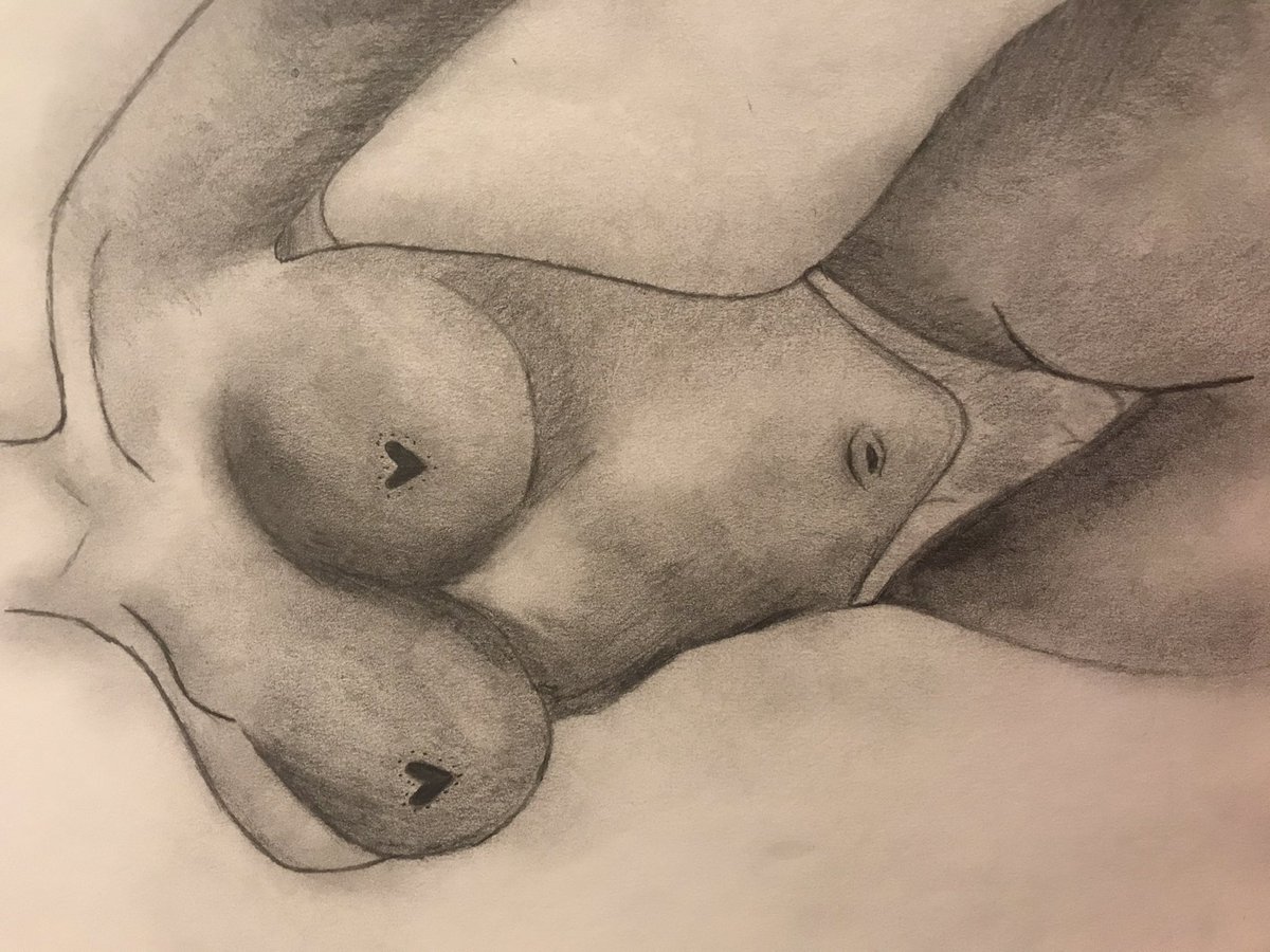 NylahHarris1's tweet photo. Hey I haven’t been posting cuz I’ve been in a chill mood lately n I felt like I wanted to share something that really meant to me and my art journey #drawing #artist #artjourney #ArtistOnTwitter #artshare #bodypositivity #BillieEilish #notherbody #BOOSTALONGMINI https://t.co/I1BuUs0OXz