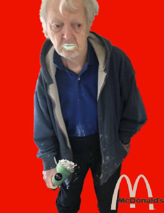 Drew_Shaw99's tweet photo. @ginadivittorio Shamrock shake https://t.co/EnITu1jiOK