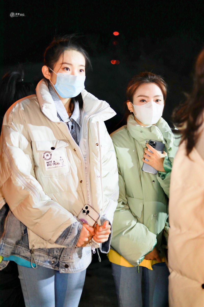 010721 📆 off to work
    📸 荼靡花信

#ChenZhuoXuan #ZhangYiFan
#陈卓璇 #张艺凡 #硬糖少女303
#BonBonGirls303