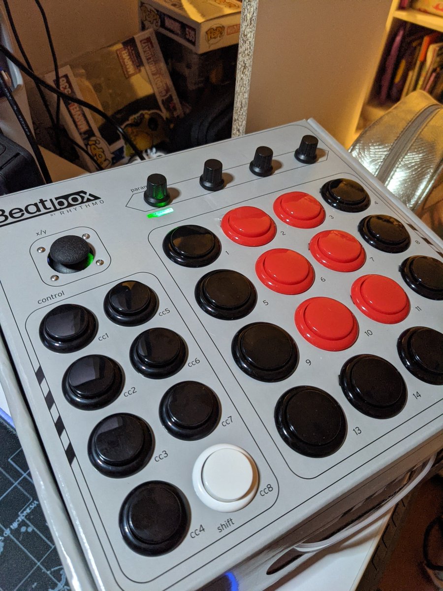 NachoVZ's tweet photo. This thing is beautiful!!! @rhythmolab the wait is over! Great job folks! 🎧🎶🎚️ https://t.co/bKwPJ4Mru1
