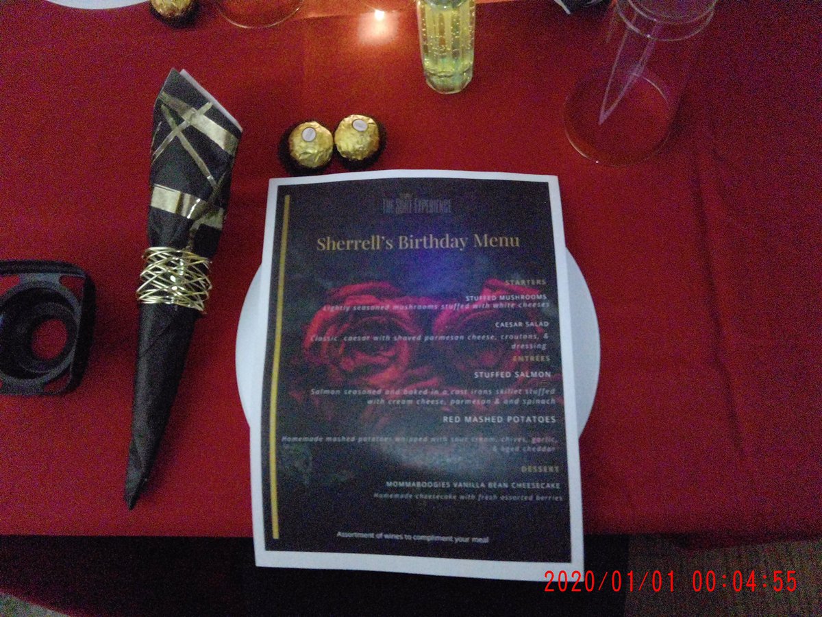 SdotPodcast's tweet image. Happy birthday to my sister..while the capitol was in distress..we were celebrating her! Amazing night! ❤️❤️❤️