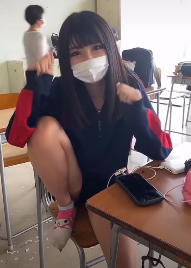 Jk ムチムチ 太もも Amazon.co.jp: 太ももCollection㉘ ムチムチ太もも…汗ばむ股間 ...