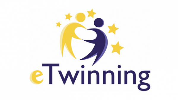 EducacionGobC's tweet photo. Convocatoria de plazas de asistencia a eventos de formación de la acción #eTwinning en 2021 #BOE 

➕Info: https://t.co/MYnfCfJYgT https://t.co/RmpKeGcaEi