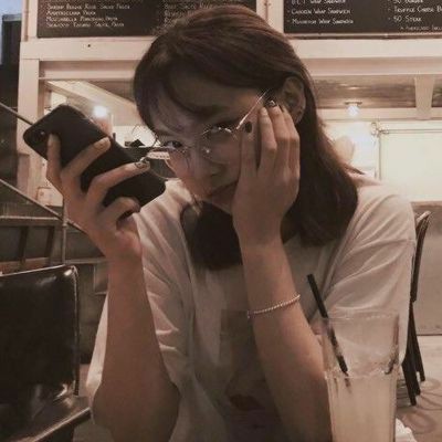 bangsna's tweet image. Date nights with Nayeon✨