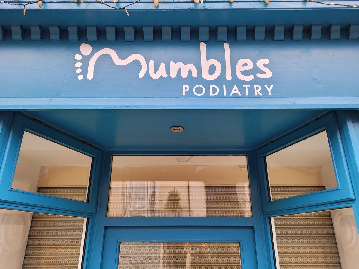 FreshCreativeC0's tweet photo. ๐ฃ We had fun painting this shop frontage for Rebekah from Mumbles Podiatry
We used traditional sign painting techniques to create the exterior artwork and vinyl decals for the window signage.
#FreshCreativeCo #Swansea #vinylgraphics #swanseasigns #StreetArt #SprayPaint https://t.co/CTfjpZoygU