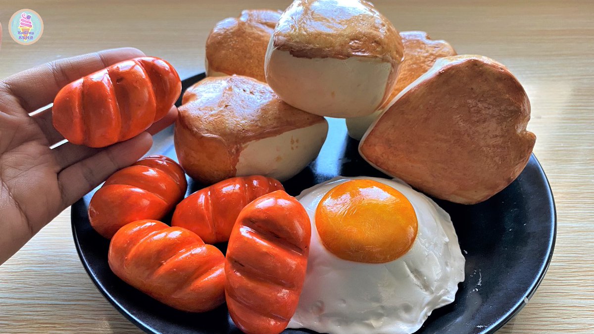 I hope you enjoy it and if so subscribe to my channel
▶ youtube.com/watch?v=RvlOzw…
#slime #claycracking #hotdog #asmr #fakefood