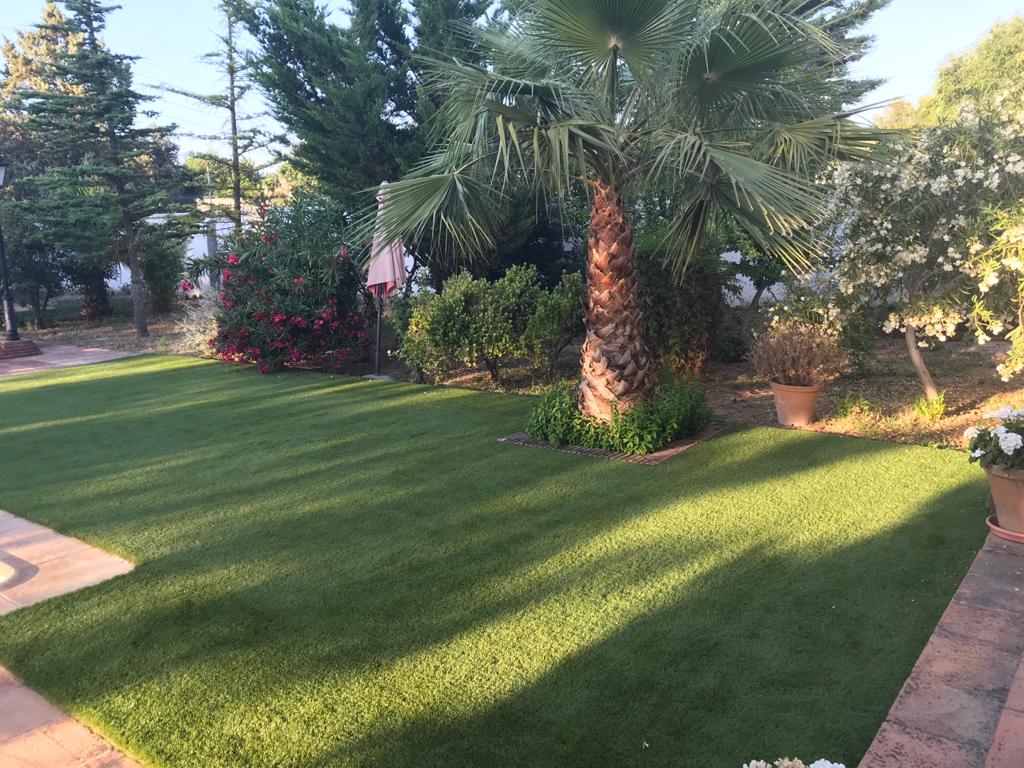 compograss's tweet photo. ¿Necesitas asesoramiento?
Prepara tu jardín para este verano
Te ofrecemos➡️
✅Fabricación nacional propia
✅Asesoramiento y soluciones técnicas
✅Última tecnología en césped artificial 
✅Calidad, seguridad y confort
https://t.co/tLaSspvLfQ
#pavimentos #cesped https://t.co/S6CHlQbTii
