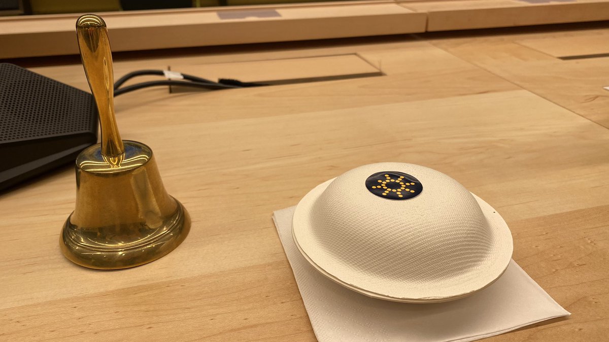 Bon appétit, #EU2021PT 
Bienvenue au #COREPERI, et à la Présidence Portugaise 🇵🇹🇪🇺
#PasteldeNata? 😋