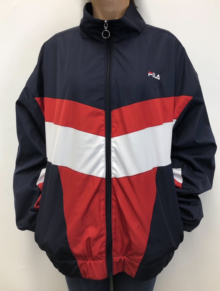 FILA」からこの季節にぴったりなトラックジャケット、アノラックが