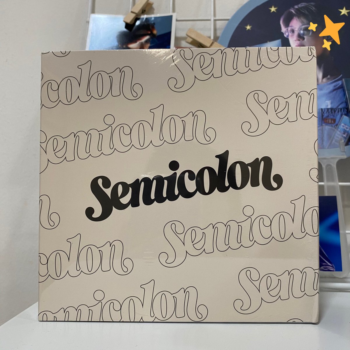 mini giveaway 🐱🎁

— 1x unsealed semicolon album
— follow + rt this tweet ^^
— ends on 6pm KST, 9th January

good luck!!