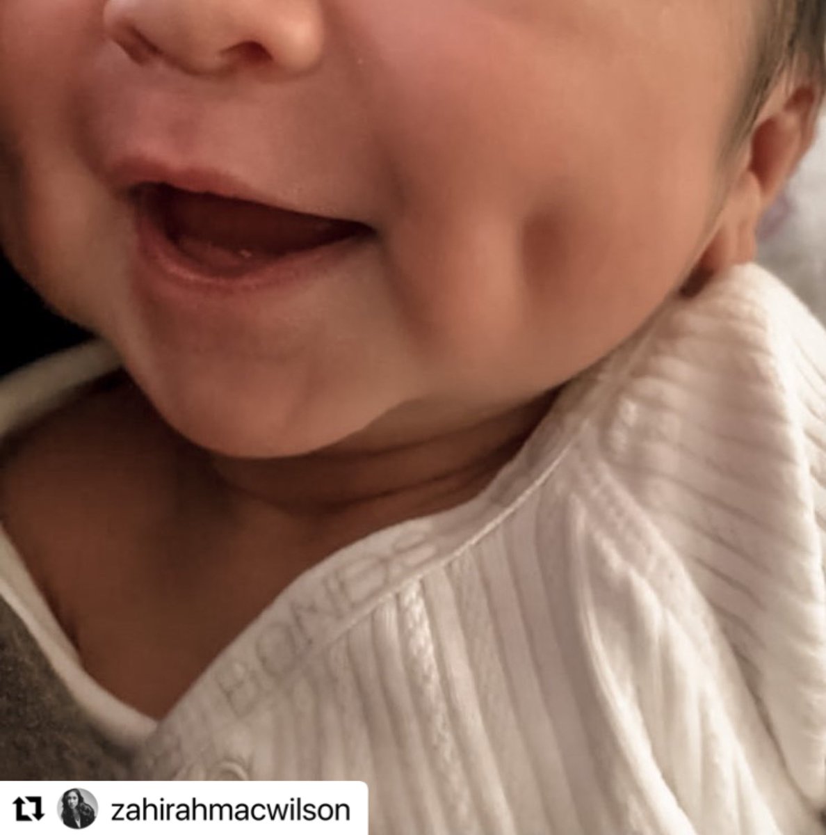 MyMeleTOP's tweet photo. Awwww so cute! Alhamdulillah, congratulations @zahirahmacwilson @aimanhakimridza 🤗 Selamat berpantang! #MeleTOP

Repost @zahirahmacwilson https://t.co/nVEwal3qHB