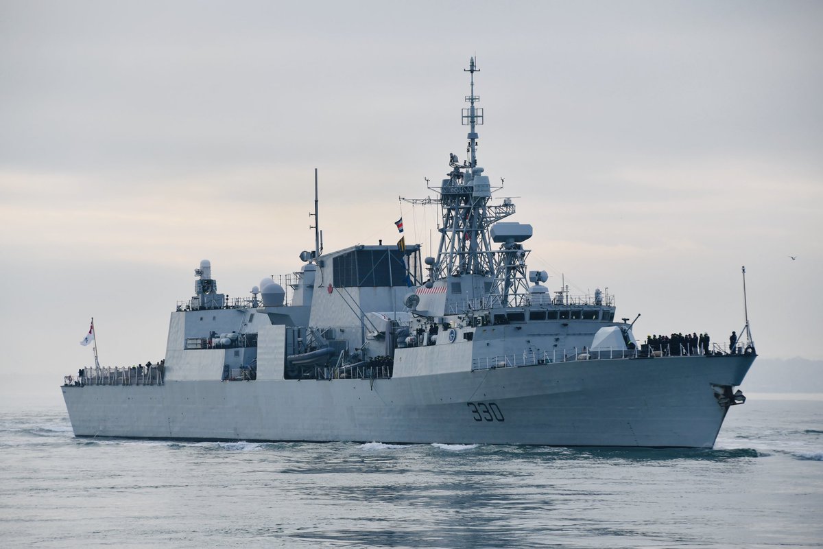 AmzJS13's tweet image. I’ve chosen my #LockdownExercise to coincide with our @RoyalCanNavy visitors this morning 👋 Welcome back to @HMNBPortsmouth HMCS Halifax 🇨🇦 @qhmportsmouth @PortsmouthProud @NavyLookout @UKDefJournal @CanadianUK @gosport_nci @CanadaNATO @SercoGroup