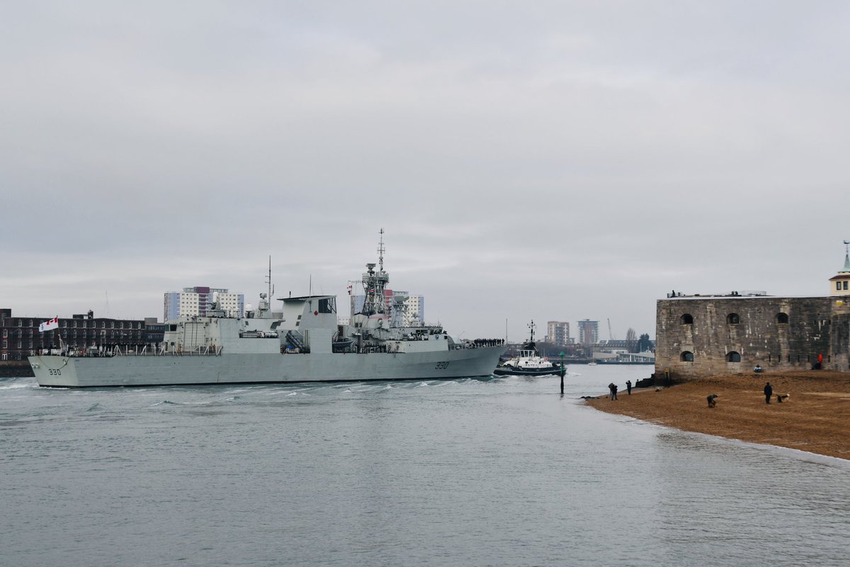 AmzJS13's tweet image. I’ve chosen my #LockdownExercise to coincide with our @RoyalCanNavy visitors this morning 👋 Welcome back to @HMNBPortsmouth HMCS Halifax 🇨🇦 @qhmportsmouth @PortsmouthProud @NavyLookout @UKDefJournal @CanadianUK @gosport_nci @CanadaNATO @SercoGroup