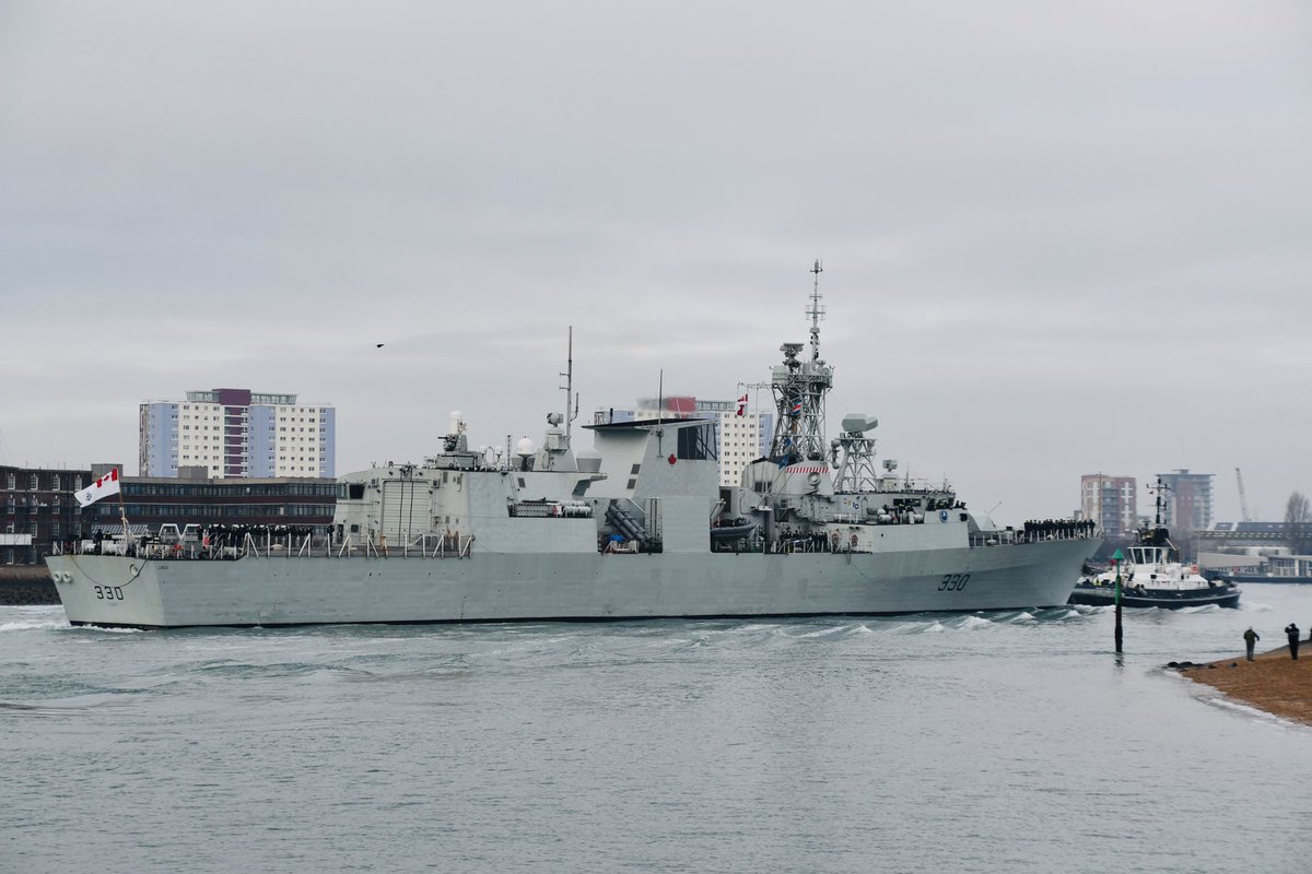 AmzJS13's tweet image. I’ve chosen my #LockdownExercise to coincide with our @RoyalCanNavy visitors this morning 👋 Welcome back to @HMNBPortsmouth HMCS Halifax 🇨🇦 @qhmportsmouth @PortsmouthProud @NavyLookout @UKDefJournal @CanadianUK @gosport_nci @CanadaNATO @SercoGroup