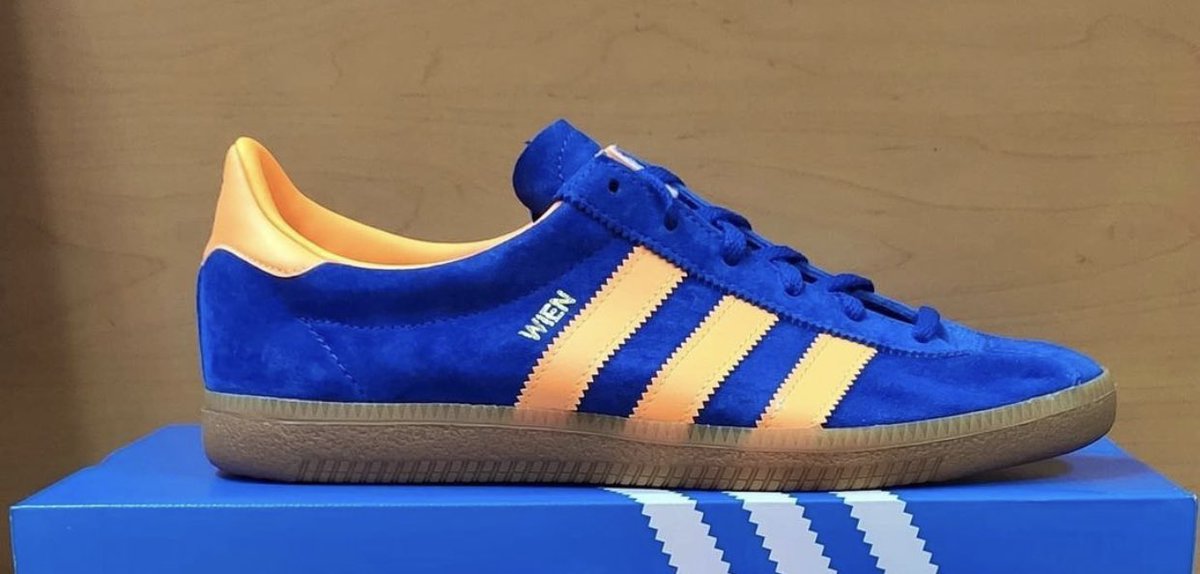 /// The SPZL Blog Giveaway ///

A pair of the new reissue Wien

In the size of your choice

Just Follow 👍🏻 

Retweet 🔁 

and comment your size 💬

Winner picked Thursday 28th at 8pm

Stay Safe 💙

*On sale general release from Friday 29th*