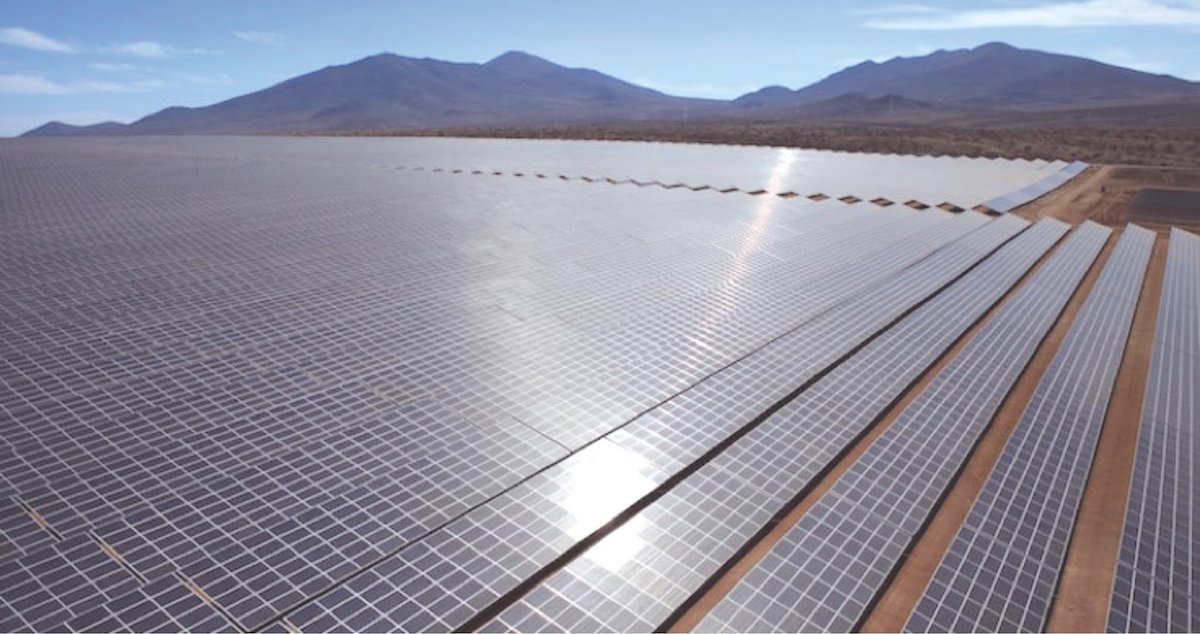 #GestosQueImportan 
Energías limpias como la #energíasolar🌞 son el futuro... y el presente. Un ejemplo es la Bhadla Solar Park (#India), uno de los mayores parques fotovoltaicos del mundo🌍, con 2.400 hectáreas y 4 millones de paneles.

🌱rexia.es
 #Energia