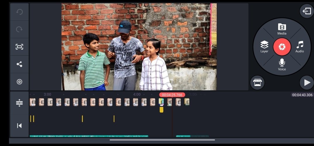 Hiphop_Riyaz23's tweet photo. I don't know how much struggle editors are facing especially for non linear movies .. ngtha oru YouTube video trim pani join pandradhuke mandai valikudhu daa 🏃 https://t.co/Liz4RnJ1hU