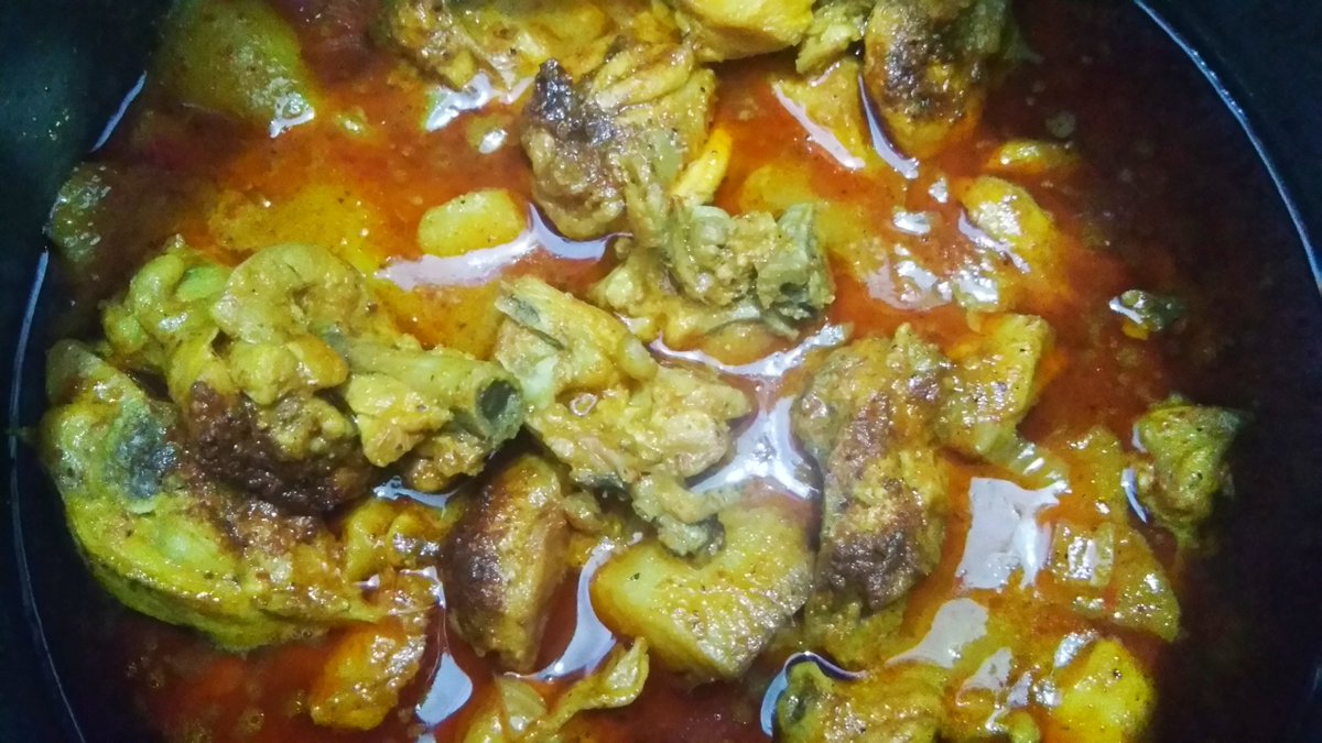 PUNJABI SPECIAL LUDHIANA CHICKEN CURRY RECIPE IS HERE 😍😍👇👇
PLEASE SUBSCRIBE OUR CHANNEL 😊😊🙏🙏
youtube.com/watch?v=ygFilW…