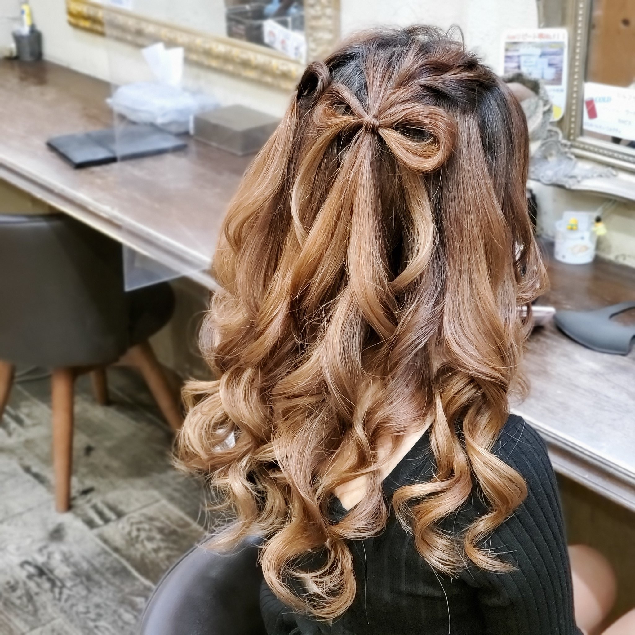 心斎橋 ミナミ セットサロンエース さりげなハーフツイン リボンアレンジを添えて 本日のヘアメ ハーフツイン リボンヘア ヘアアレンジ 量産型女子 量産型ヲタク ヘアセット 下ろし T Co Z7imj17pno Twitter