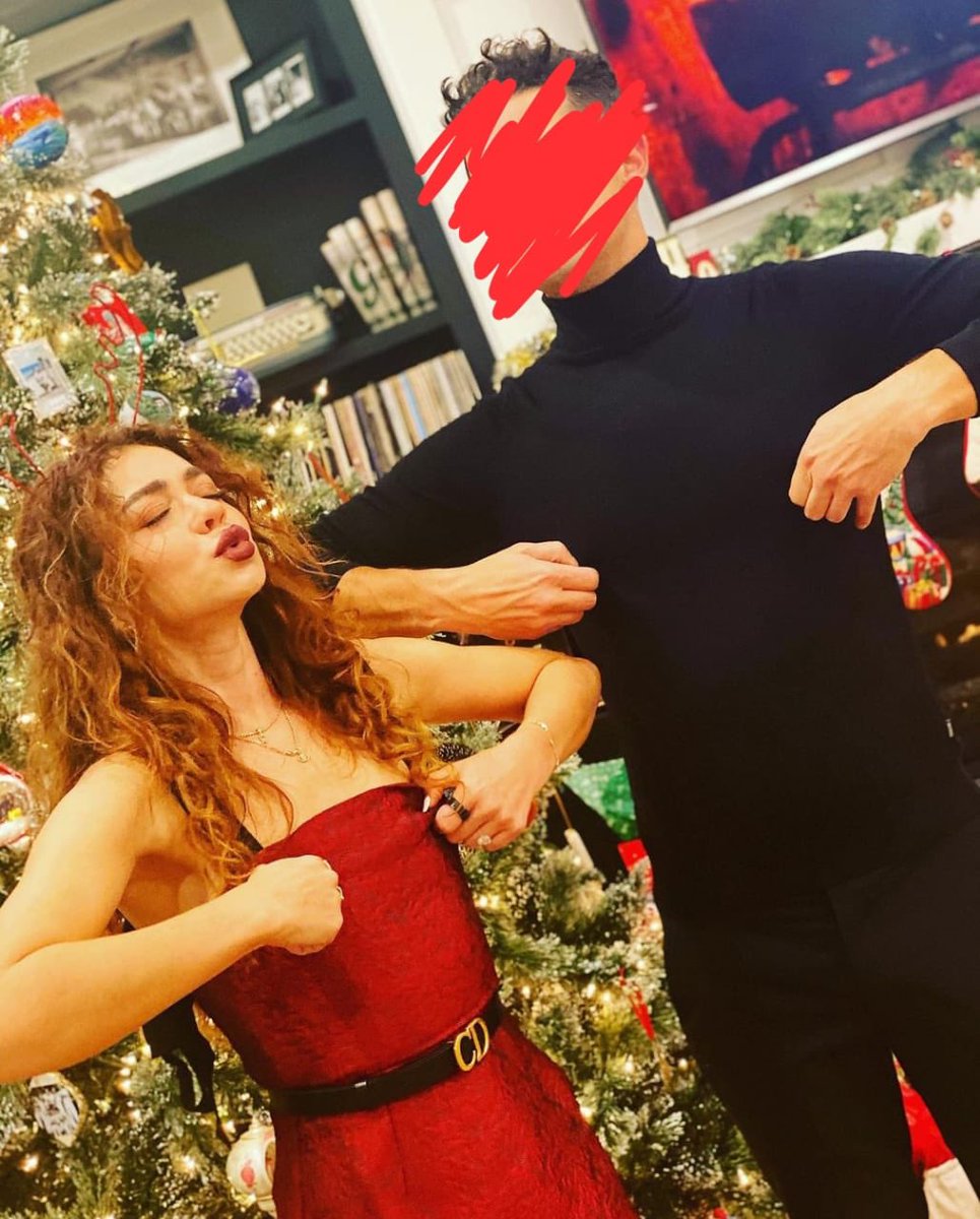 Navidad de locos, con mi loco favorito <a href="/ArthurBryar/">Arthur Bryar</a> 🎄