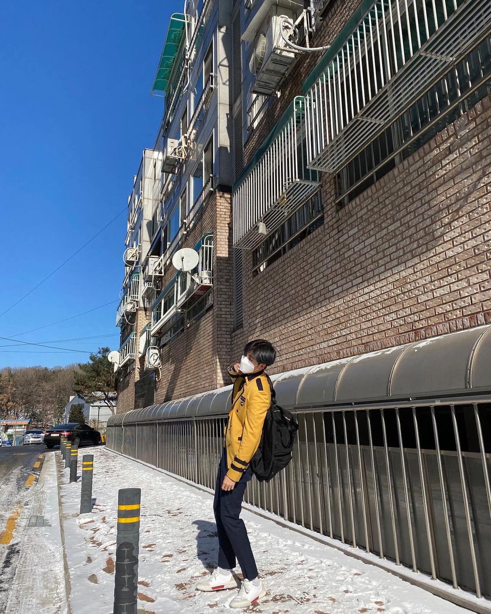 _CherishEunsang's tweet photo. 열아홉 스무살 동복 은상이🐥💛 https://t.co/m2EP9eaZZy
