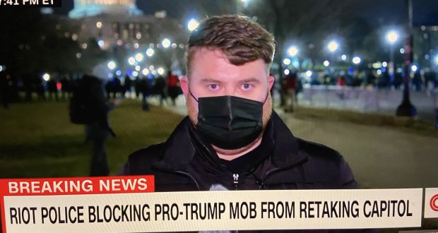 ThisisiRadio's tweet photo. "Where's his scarf?"
You can hear @OonaghOC chat with proud Kerry mammy Noreen O'Sullivan and hear her spills the beans on her son @donie at 8:40am 😄
#donieosullivan #AOshow #KerryForSam https://t.co/JJDMI6aBxH