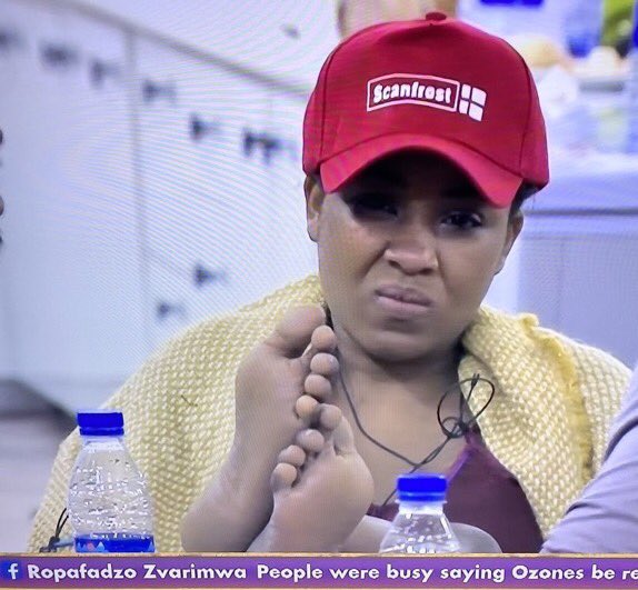 __otee__'s tweet photo. @folastag Who eez that disturbing my folastsag https://t.co/kjqIJswShs