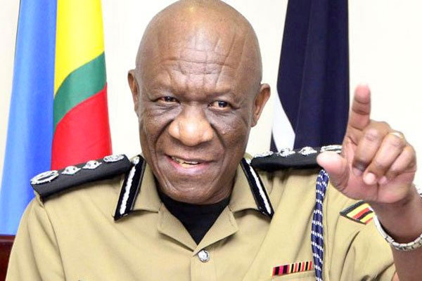 DailyMonitor's tweet photo. "I would like to assure the whole country that whoever causes trouble will regret why his or her mother gave birth to him or her"~ IGP Martin Okoth Ochola 
#MonitorUpdates 
#UGDecides2021 https://t.co/oQ36rH6zUC
