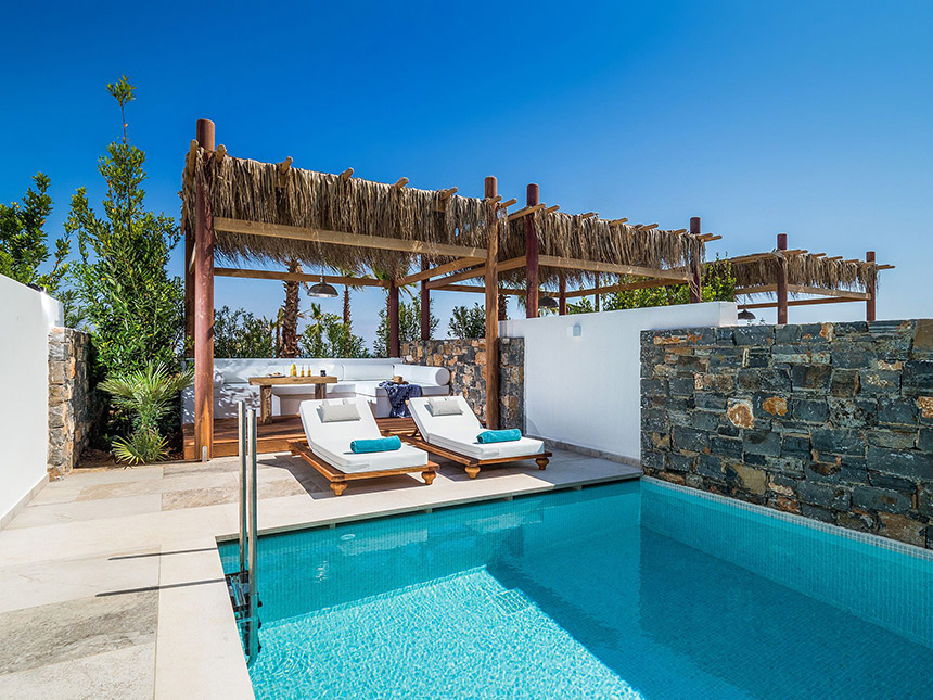 PureDestination's tweet image. Can you believe that this honeymoon hideaway is in Crete? 💙

Here's everything you need to know about Stella Island &amp;gt; bit.ly/3opG5uw