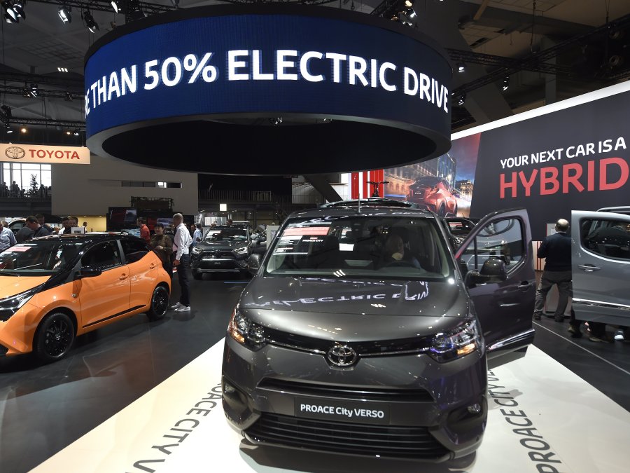 lecho's tweet photo. #AUTO | #Beobank offre à nouveau le meilleur taux pour le crédit auto ➡ https://t.co/h42eayNPxa
✍ par @CarolineSury | @beobank @AutoSalonBe https://t.co/Rv4gKOKTXd