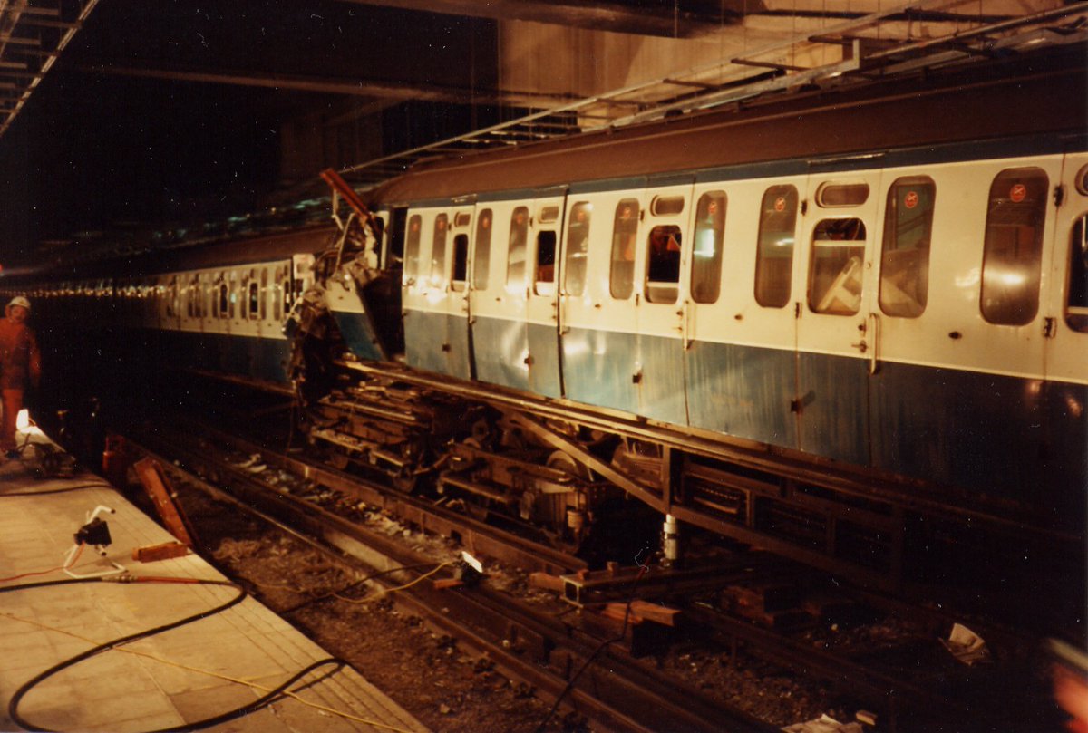 Coaches 5 & 6 of the train (SR design 4EPB, unit 5484) suffered the worst damage – the solebar of coach 6 (15308) had buried itself beneath the solebar of coach 5 (14046), which had pushed back into the saloon of coach 6 like a battering ram.(6/9)