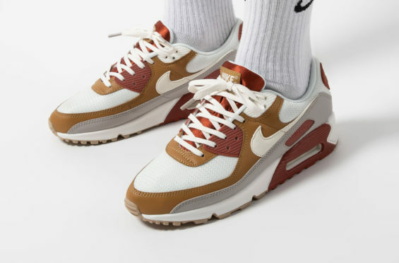 air max kicks on fire
