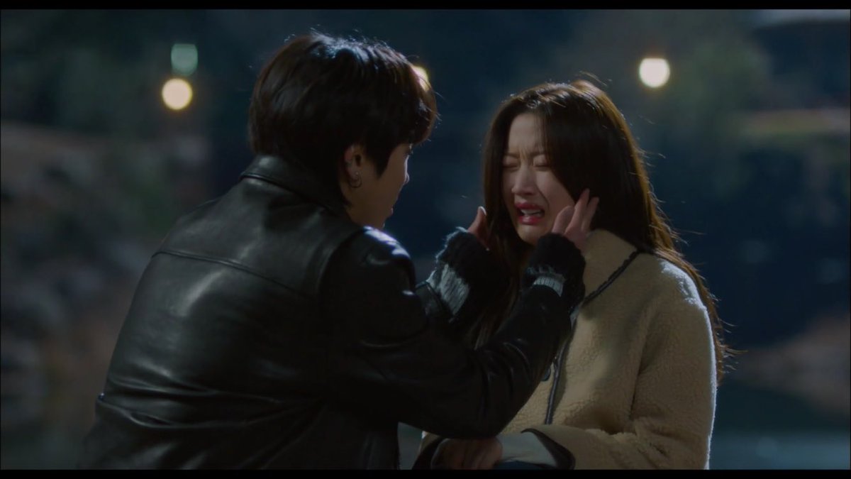 iconickdramas's tweet photo. Han Seojun is always there to annoy and take care of Ju Kyung 🥺 #TrueBeauty #TrueBeautyEP8 https://t.co/ab4fkP5N97
