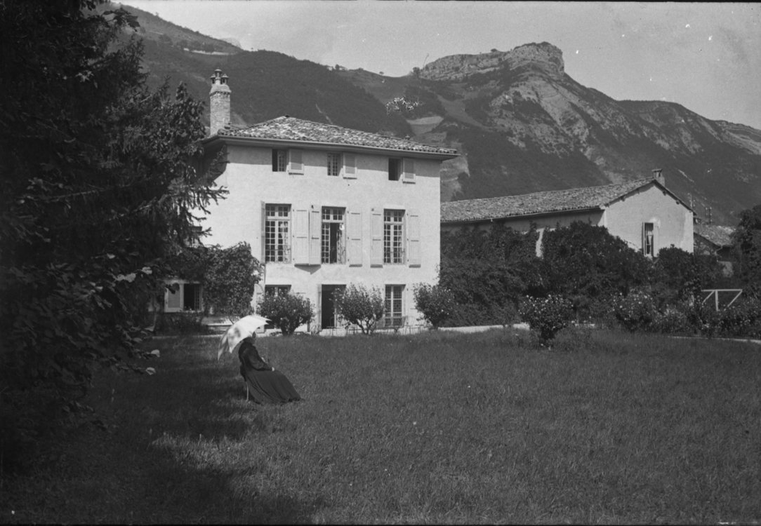 Fuzzyraptor's tweet photo. Le Musée Champollion à Vif : dans l’intimité des deux frères - par @EmilieDEMEURE2 @Hln_Bois @KerSengull &amp; @FavierLionel : https://t.co/uDH7LCTOSH #CSTgre https://t.co/nHk2uG8zRn
