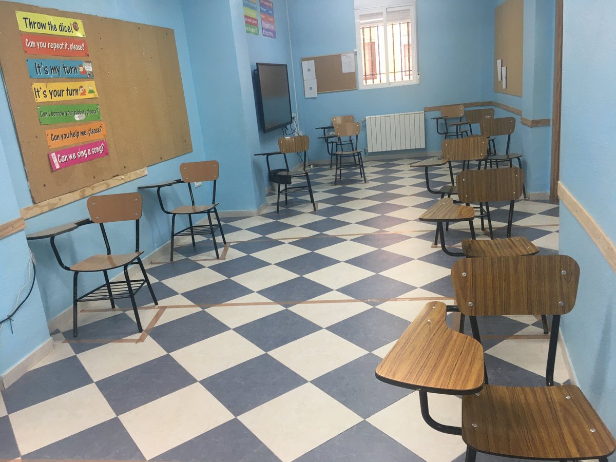 ACEIAndalucia's tweet photo. Buenos días! 😀😀 Terminamos la semana con #noticias 📰📰 sobre #ACEIA
ACEIA promueve la elaboración de un diagnóstico y plan sectorial para mejorar la posición competitiva de sus #escuelas de #idiomas. Nota de prensa completa 👉 https://t.co/oHSBw8phYI https://t.co/KuIMDJW262