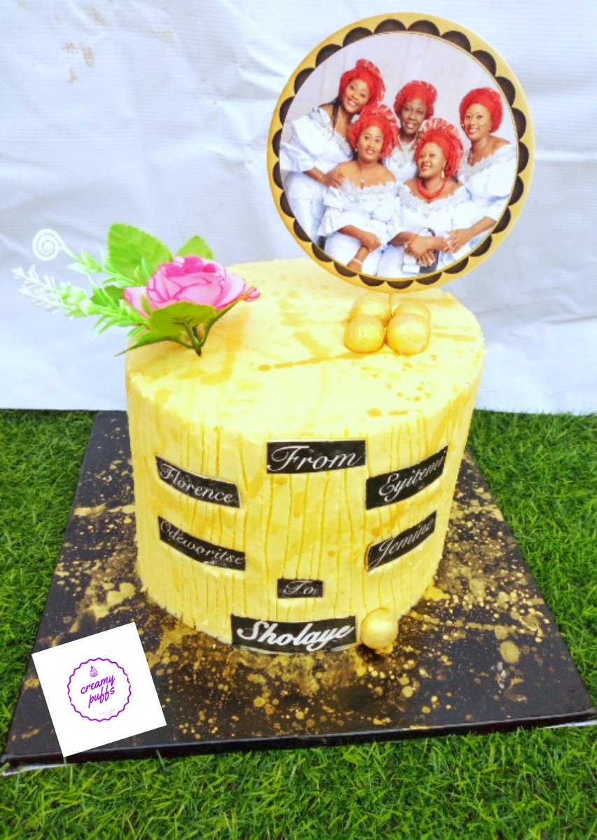 ModupeoluwaAde8's tweet photo. Hi tweethearts, im MODUPEOLUWA, I am a baker, a pastry chef(i make yummy edibles out of flour and sugar)and also an event https://t.co/mehzKYvE6L can check out/follow my page on instagram @ creamy_puffs_, be sure to get a follow back. Kindly check out few of my works below. https://t.co/7sK8TBtlUp