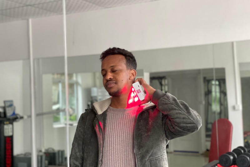 LeoCao97690946's tweet image. Hooray, it’s Friday!! 🙌🏼 Flip on your Lunas, kick up your feet, and relax! ☺️🎉
#kaiyan
#kaiyanmedical #Lunas #lunasredtherapy
#redlighttherapy #musclepain #musclerecovery #bonehealing #healthylifestyle #skincare