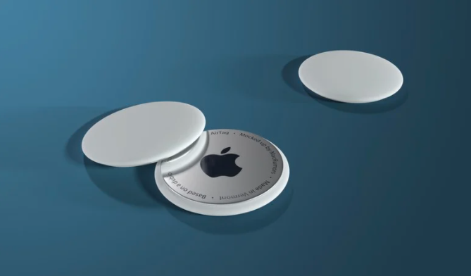#UWB encore et toujours : #Apple #AirTags : une vidéo les montre en pleine action à 6:03 mn ow.ly/E3Bk50D1jQN #smartdevices #IoT #wirelesstech #Linux #recrutement #remote