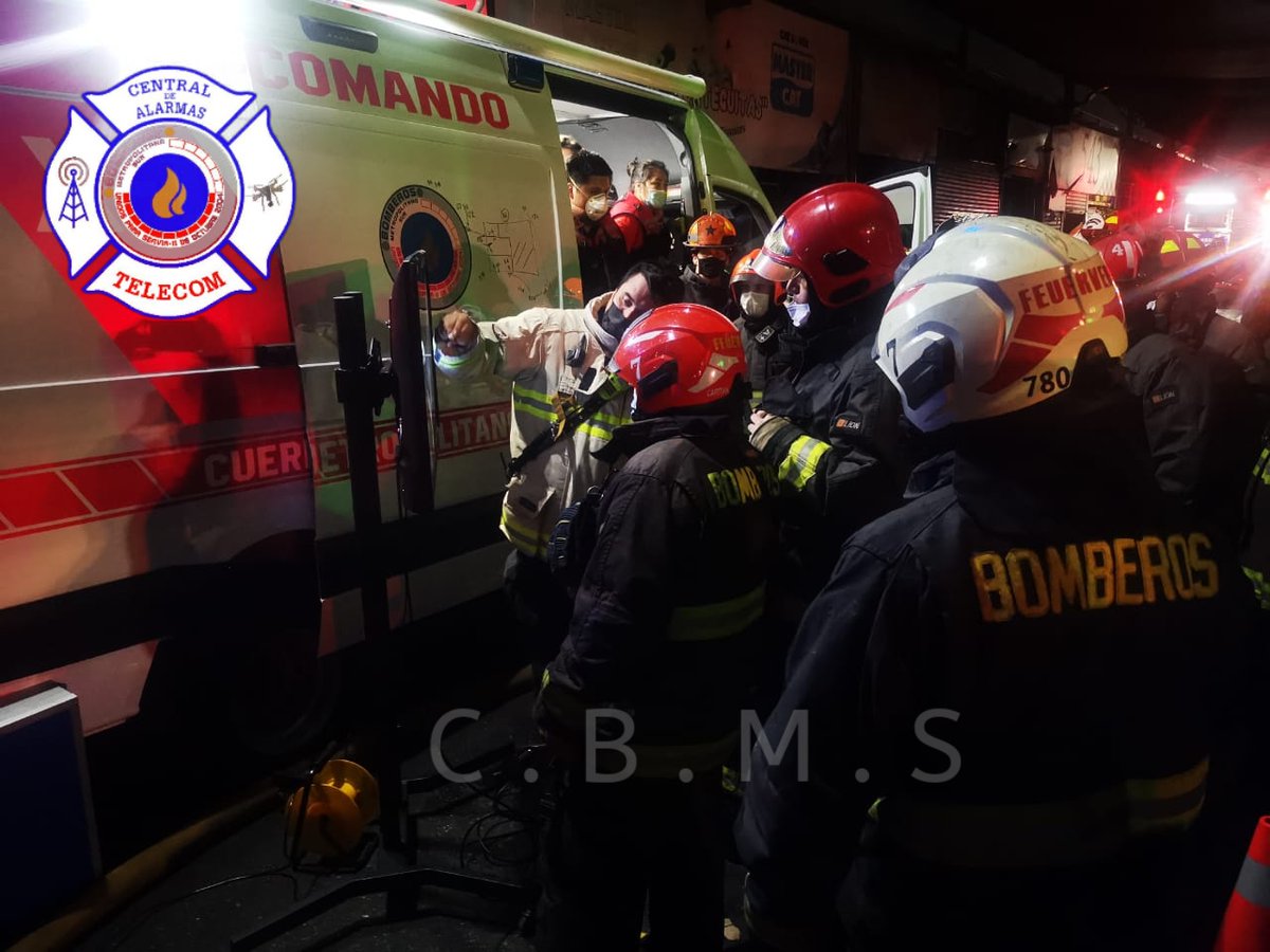 Central_CBMS's tweet photo. Nos encontramos trabajando con Carro X1, estableciendo Puesto de Comando y visualización con drones 4to Batallon de Incendio en las intersecciones de Av. Carlos Valdovinos esquina Av. Maipú #PAC https://t.co/YcTr5Oo6l2
