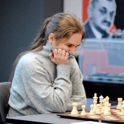 poli_chess's tweet photo. #НовыйАватар https://t.co/jTet0KJAur