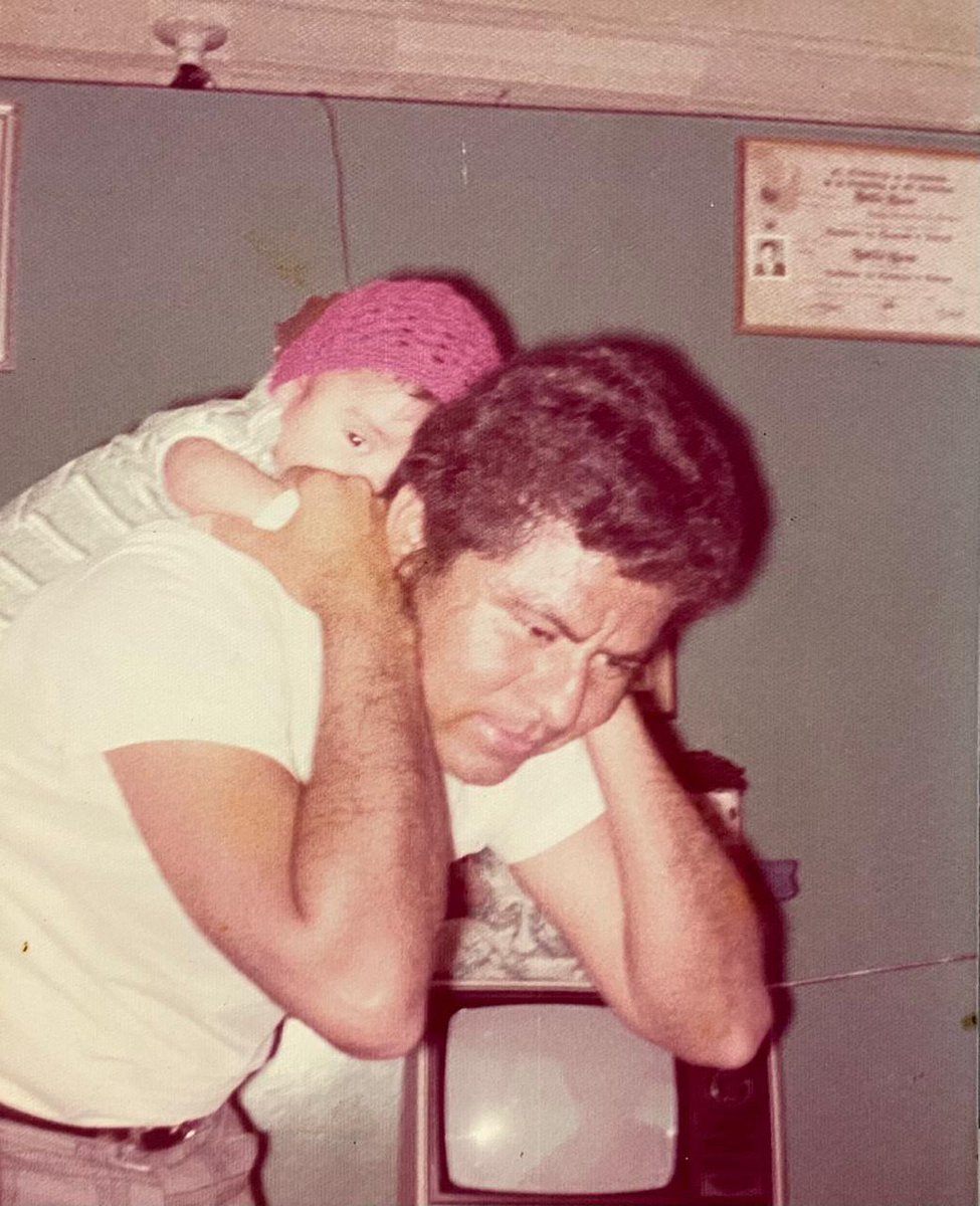 PastorVladimir's tweet photo. 8 de enero siempre será una fecha especial, mi padre llega éste día a los 75 años.
Él siempre estuvo presente, con una palabra a tiempo, y su ejemplo siempre constante.
Feliz cumpleaños a mi padre amado. https://t.co/P0yUGbT1EN
