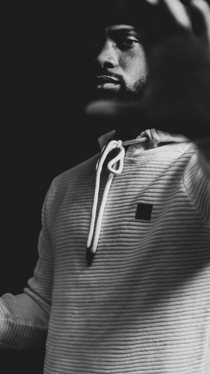 Snarez90's tweet image. 