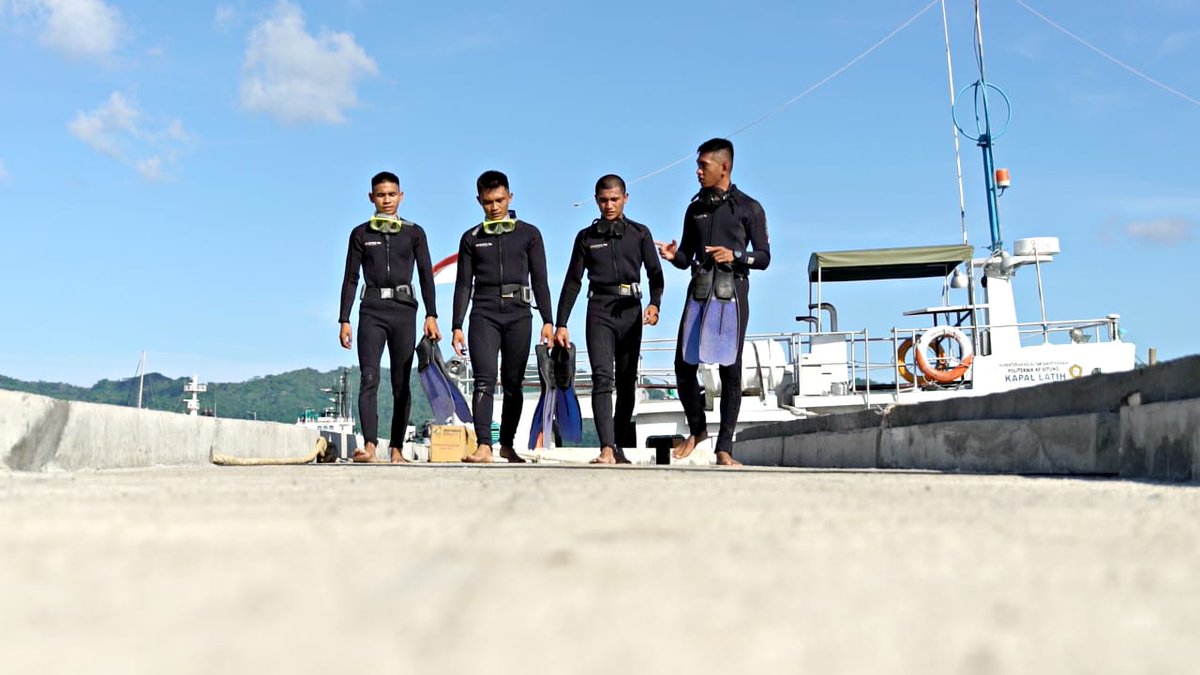 Generasi muda harus menyadari Indonesia sebagai bangsa besar yg memiliki sumber daya alam yang melimpah, khususnya di sektor kelautan dan perikanan, yang tidak dimiliki oleh bangsa-bangsa lain di dunia. 

Anak-anak muda harus tahu Indonesia punya sumber daya alam yang luar biasa.