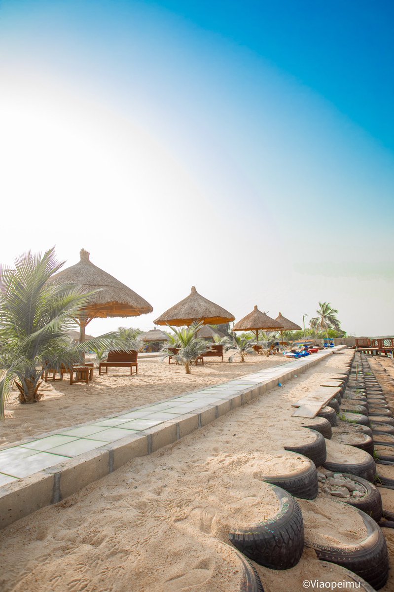 Viaopeimu's tweet photo. Chill river resort in the Volta region. Image by Opeimu📸 https://t.co/Q1vrIi0Rr2