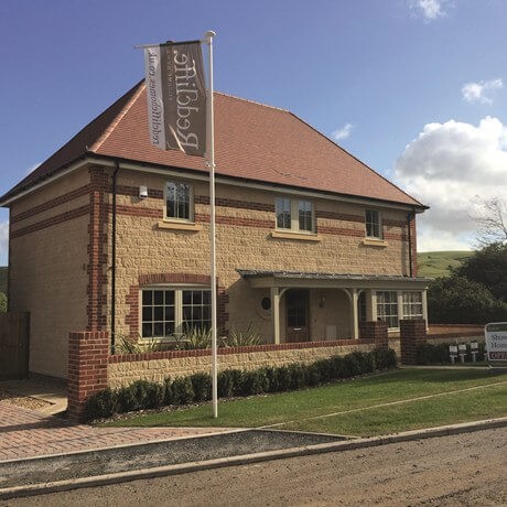 clickcaststone's tweet image. Did you know... our #wallingstone products allow you to recreate the appeal of natural stone walling with confidence? Our Walling Stone has a history that cannot be matched, having provided a cost-effective alternative to natural stone since the 1920’s: bit.ly/2CKjWnk.