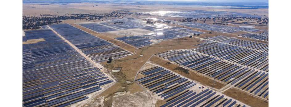 TaiyangNews's tweet photo. German Renewable Energy Producer @Encavis Announces Commercial Operations For Subsidy Free 300 MW Talayuela Solar PV Project In Spain #solarpv #Spain #subsidyfree https://t.co/vikuWinTEe https://t.co/rgLMhpR3Rn