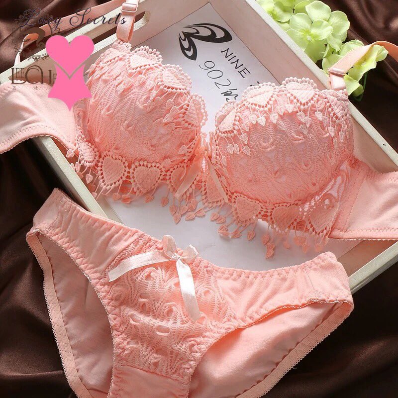 LacySecrets's tweet photo. ๐
๐ฅ๐จ๐ซ๐๐ฅ ๐๐ฆ๐๐ซ๐จ๐ข๐๐๐ซ๐ฒ ๐๐ซ๐ ๐๐ง๐ ๐๐ซ๐ข๐๐ ๐๐๐ญ
Size: Small, Medium
Price: N3800
โข
โข
โข
Kindly send a DM or click the link in the bio to place an order.
โข
โข
โข
โข
โข
Please retweet my customer may be on your TL๐๐ฝ
#lacysecrets #lingeriefriday https://t.co/uk8kuBEtOs
