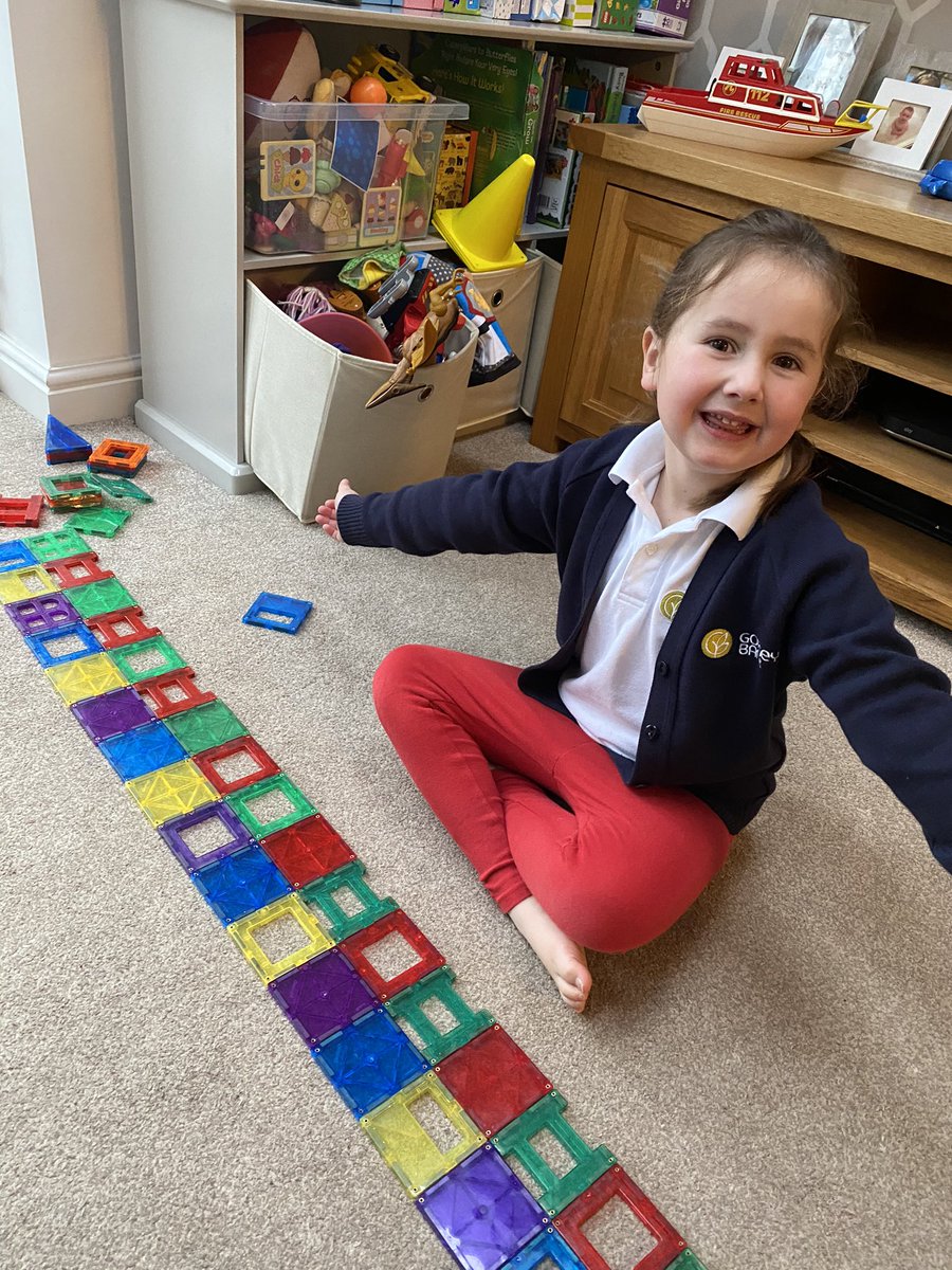 Sarah_WrightUK's tweet photo. Lots of fun making repeating patterns #gorseymaths #gorseyfromhome @GorseyRec https://t.co/jNdNfKBdZr