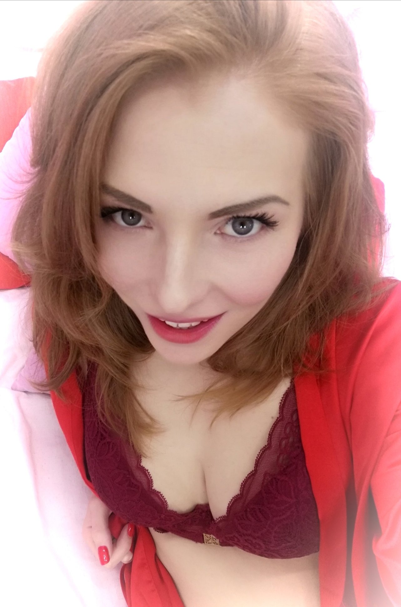 Do you want some 🍓🍓🍓? https://t.co/NPVQbMFR1J @chaturbate @chaturbatemode https://t.co/EWhdrbwHNc