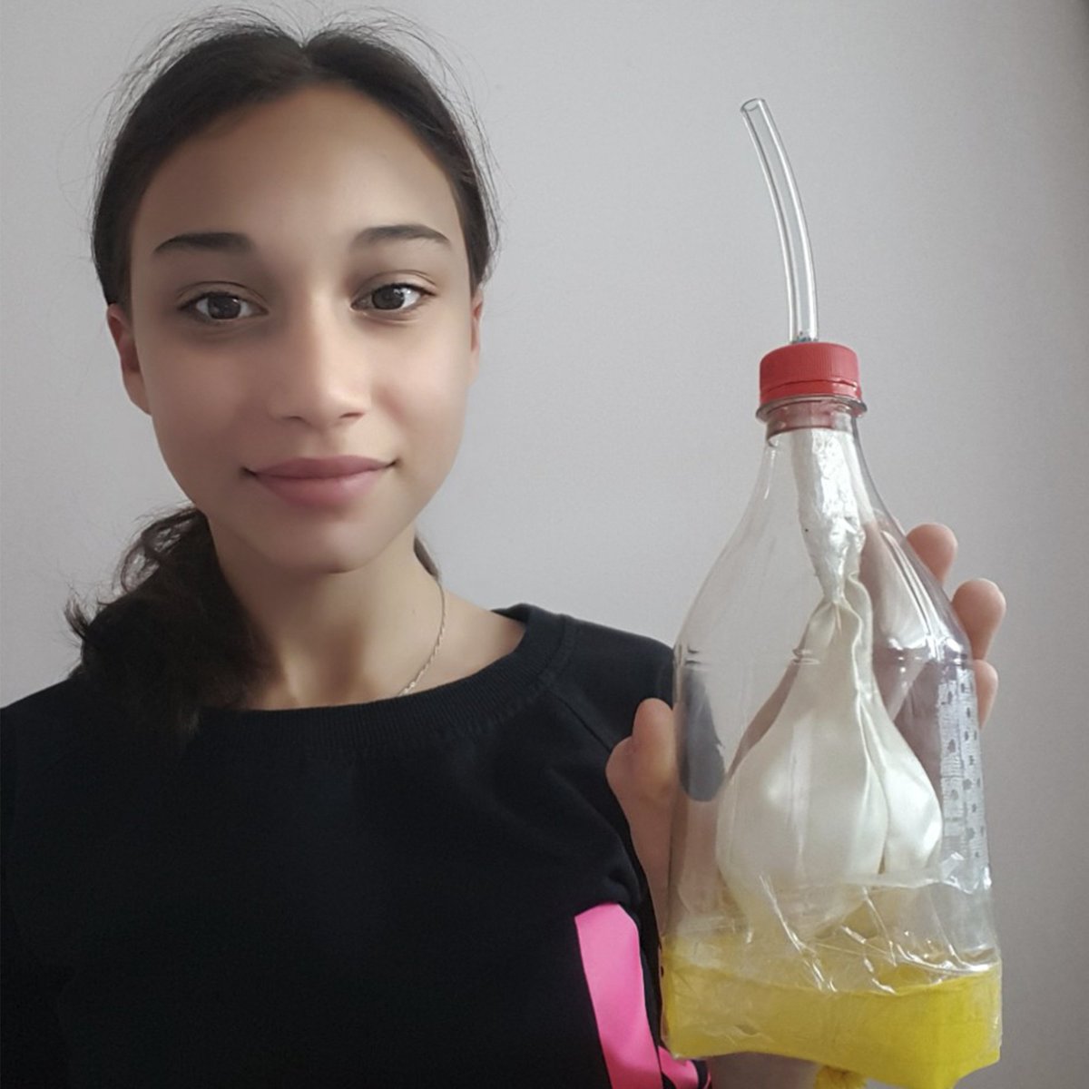 antalya_koleji's tweet photo. Antalya Koleji Öğrencileri Vücuttaki Sistemlerin Modelini Oluşturdu
Antalya Koleji Lara (Merkez) Kampüsü Ortaokul 6. sınıf öğrencileri #CambridgeScience dersi için atık malzemeleri deney malzemesi olarak kullanarak vücudumuzdaki sistemler modelleri oluşturdu. https://t.co/BwmzA9Hix0